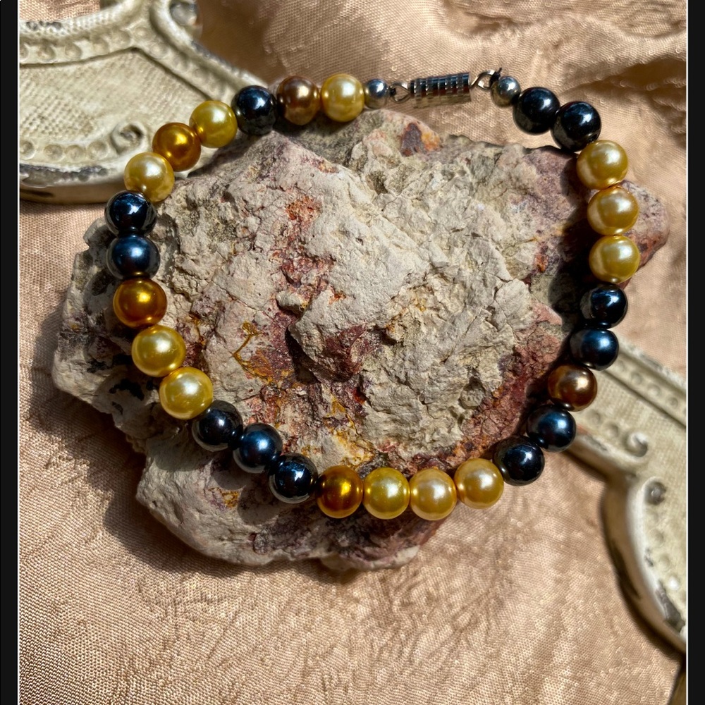 Multi color Handmade Filé Natif Bracelet